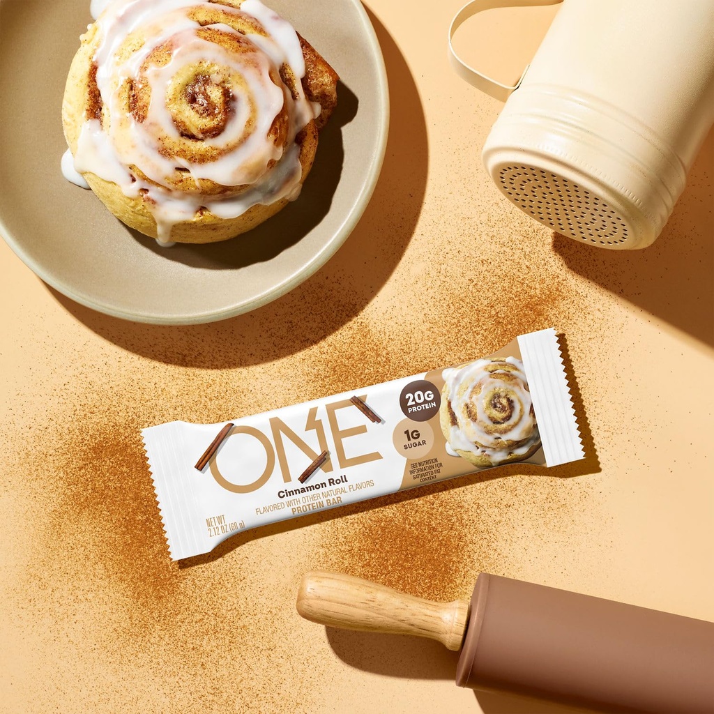 one-protein-bars-cinnamon-roll-gluten-fr-3.jpg