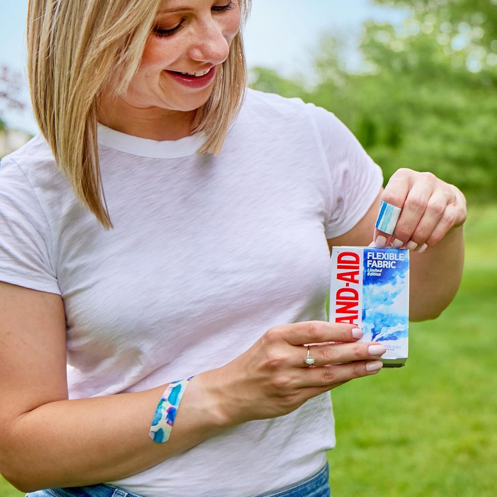 band-aid-brand-flexible-fabric-adhesive--5.jpg