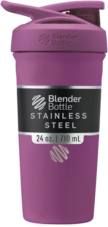 BlenderBottle Stradaのシェーカーのコップはワイヤー ウィスク、24Ounce、プラムが付いているステンレス鋼の水差しを絶縁しました