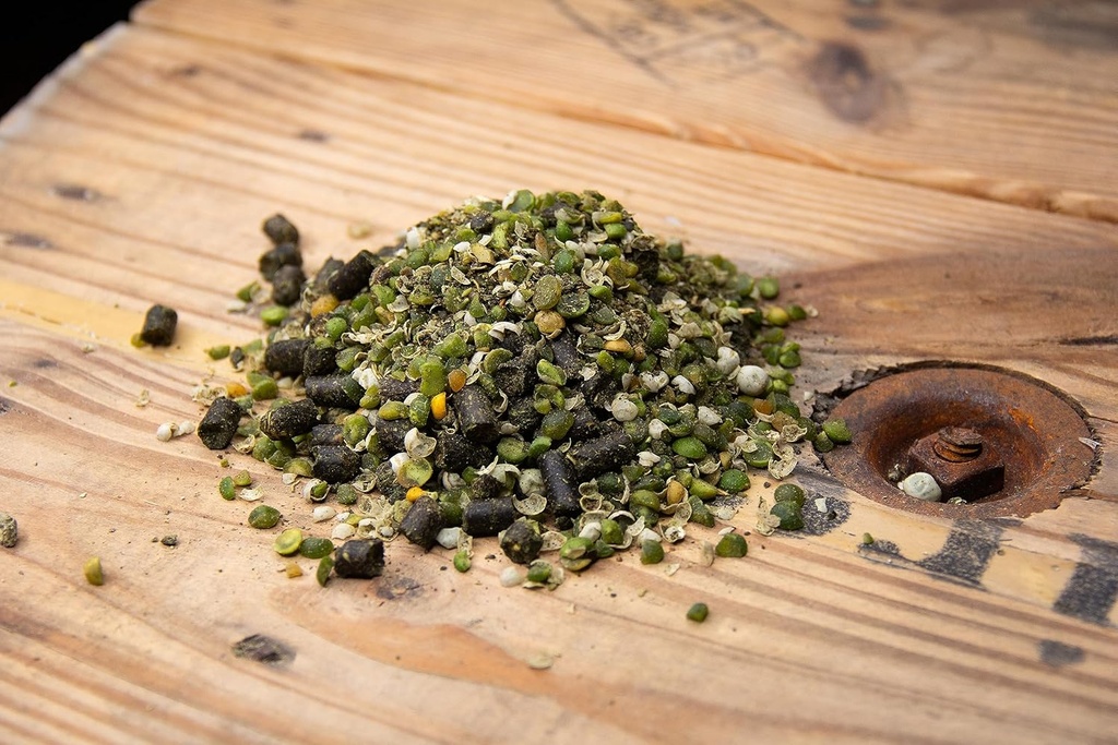 新国オーガニック | 低澱粉ホースフィード | メタボリック障害や低炭水化物の馬用フード | トウモロコシフリー・大豆フリー | 16% タンパク質 | 認定有機・非GMOフィーダ | 40 ポンド