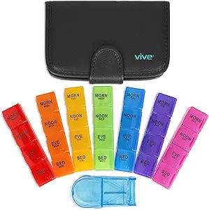 Vive Weeklyピルオーガナイザー4日 - 朝、昼、夕方、夜のための7日間のピルボックス - 余分な大きな薬、ビタミン&サプリメントディスペンサー、プレミアムレザーケースとスプリッタカッター