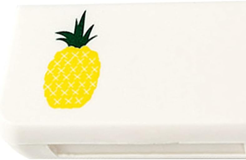 SagaSaveトラベルピルケース3コンパートメントポータブルピルケース防塵と湿気防止デイリーピルケースビタミン、魚油、サプリメント(パイナップル)のための小さなピルボックス